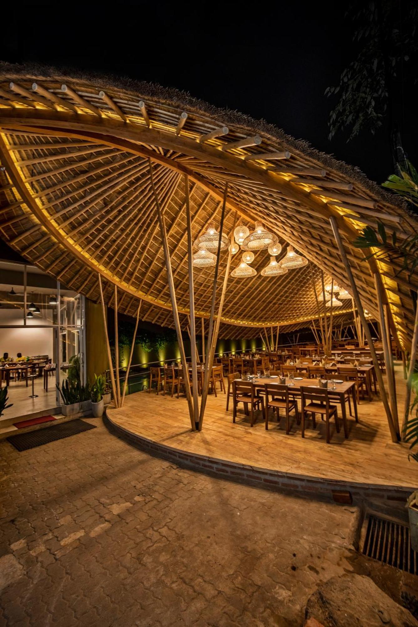 White Moon Resort Gampaha Exteriér fotografie